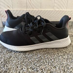 Adidas Women’s 9.5 Cloudfoam Comfort Black Sneakers